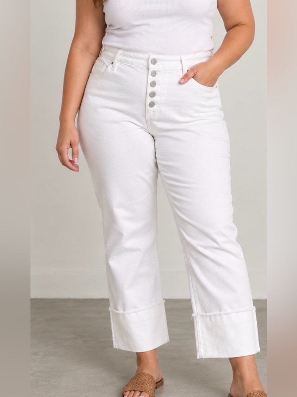 Ava & Viv White Button-Fly Wide Leg Jeans